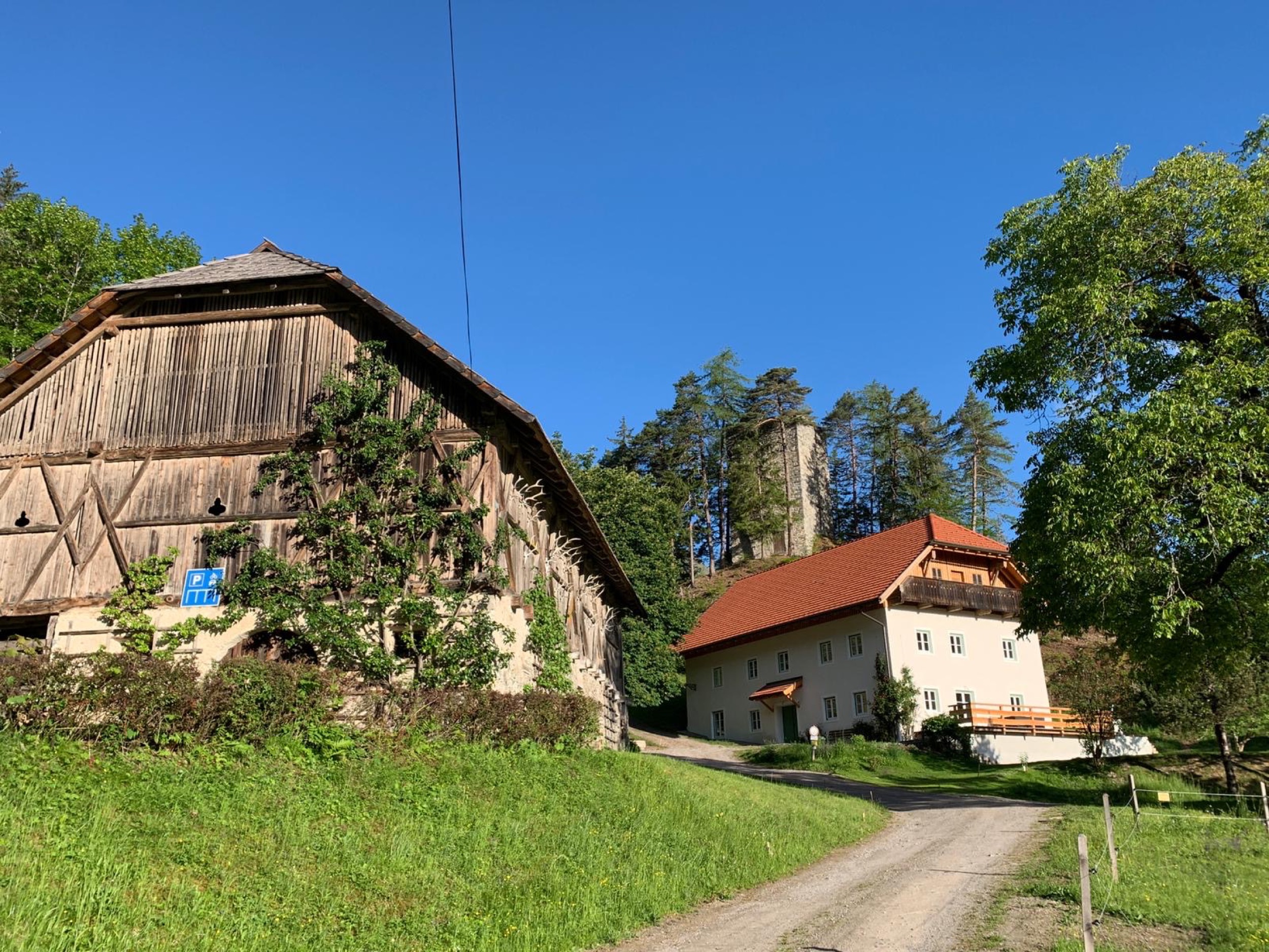 Aussen Haus Scheune Turm