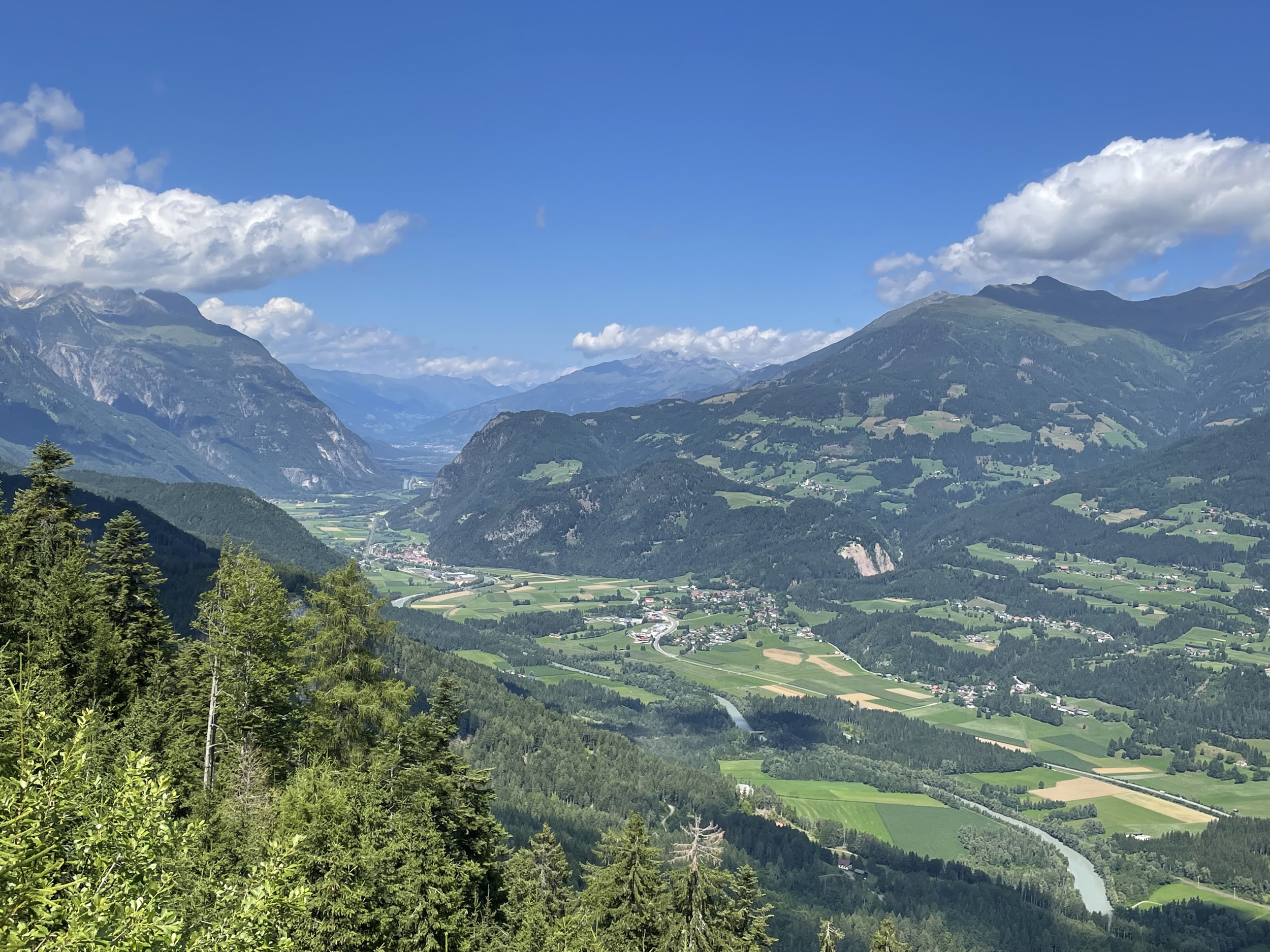 Gegend Drautal Richtung Westen